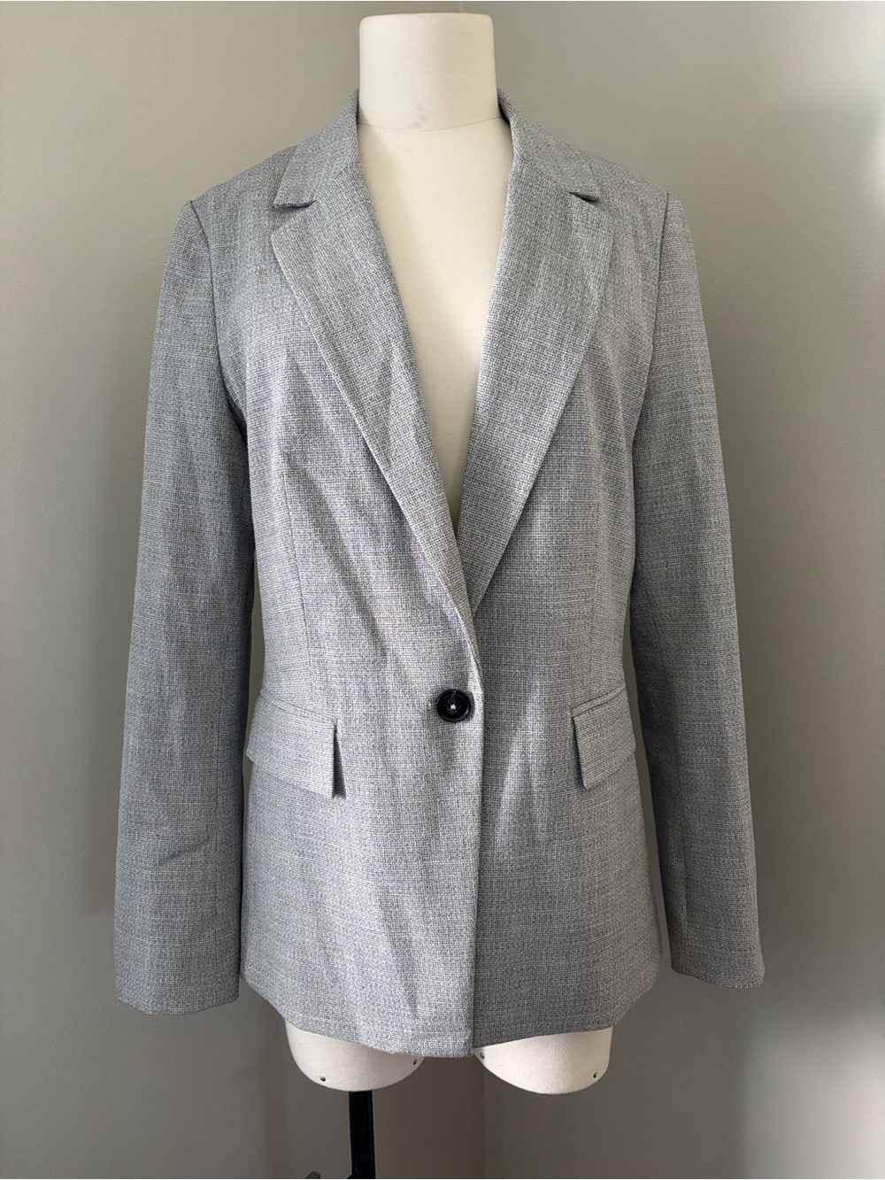 RW&Co Light Gray Single-Button Blazer Sz8